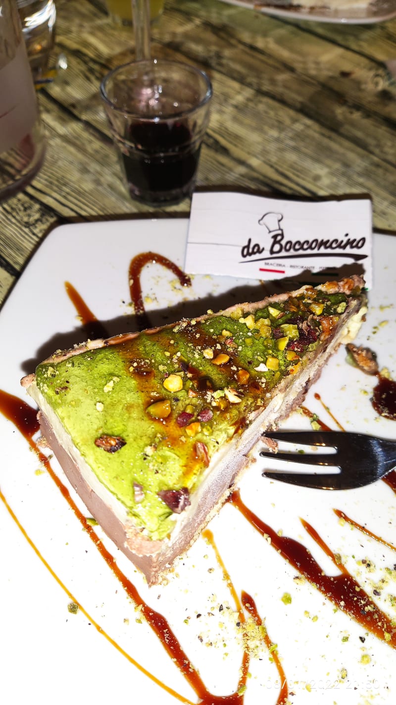 Semifreddo pistacchio e nocciola - Ristopizza Bocconcino