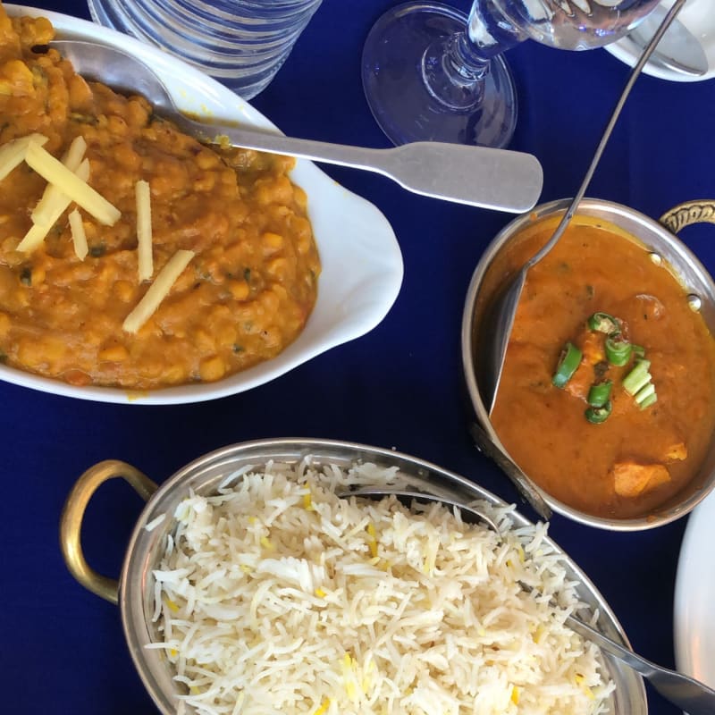 Chicken Tikka Massala & Dahl - Maharaja, Saint-Omer