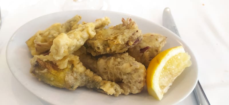 Carciofi fritti - Trattoria Da Augusto, Ladispoli