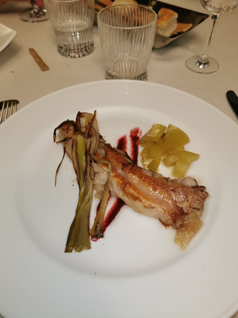 Pancetta di maialino laccata al miele, albicocca speziata, cipollotto fondente - San Marco Ristorante, Canelli