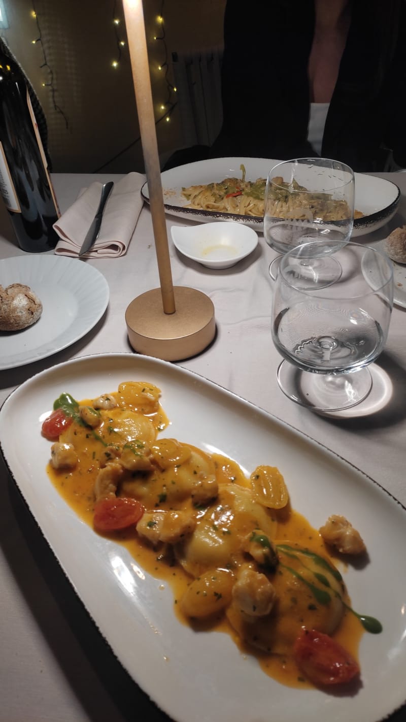 Ravioli con capesante e gamberi con rana pescatrice - Le Terrazze al Colosseo, Rome