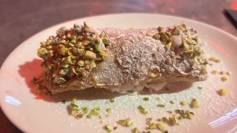 Cannoli siciliani  - Trafalgar Pizza Club, Barcelona