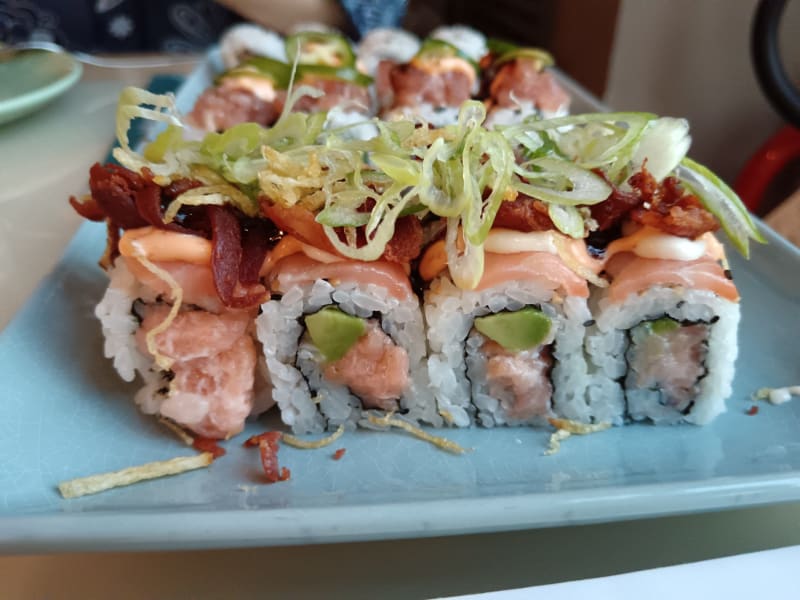 Nima Sushi & Uramakeria Giussano