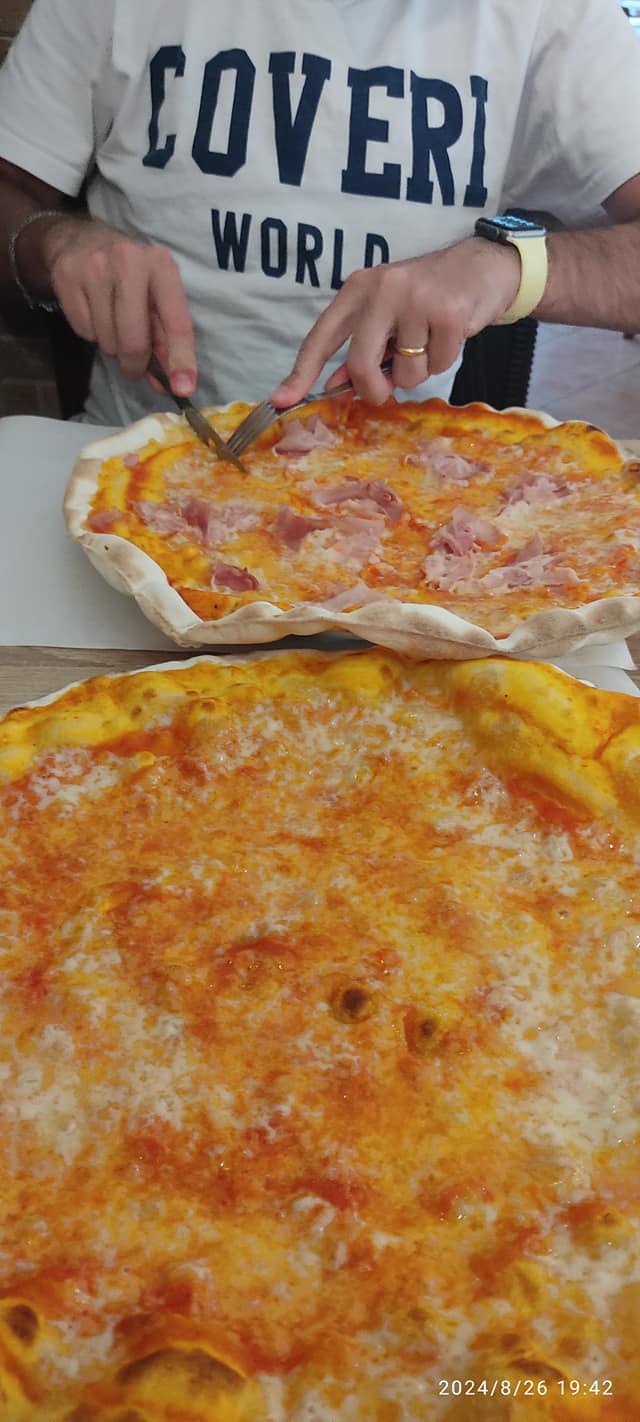 pizza_1.jpg - Trattoria la Tana