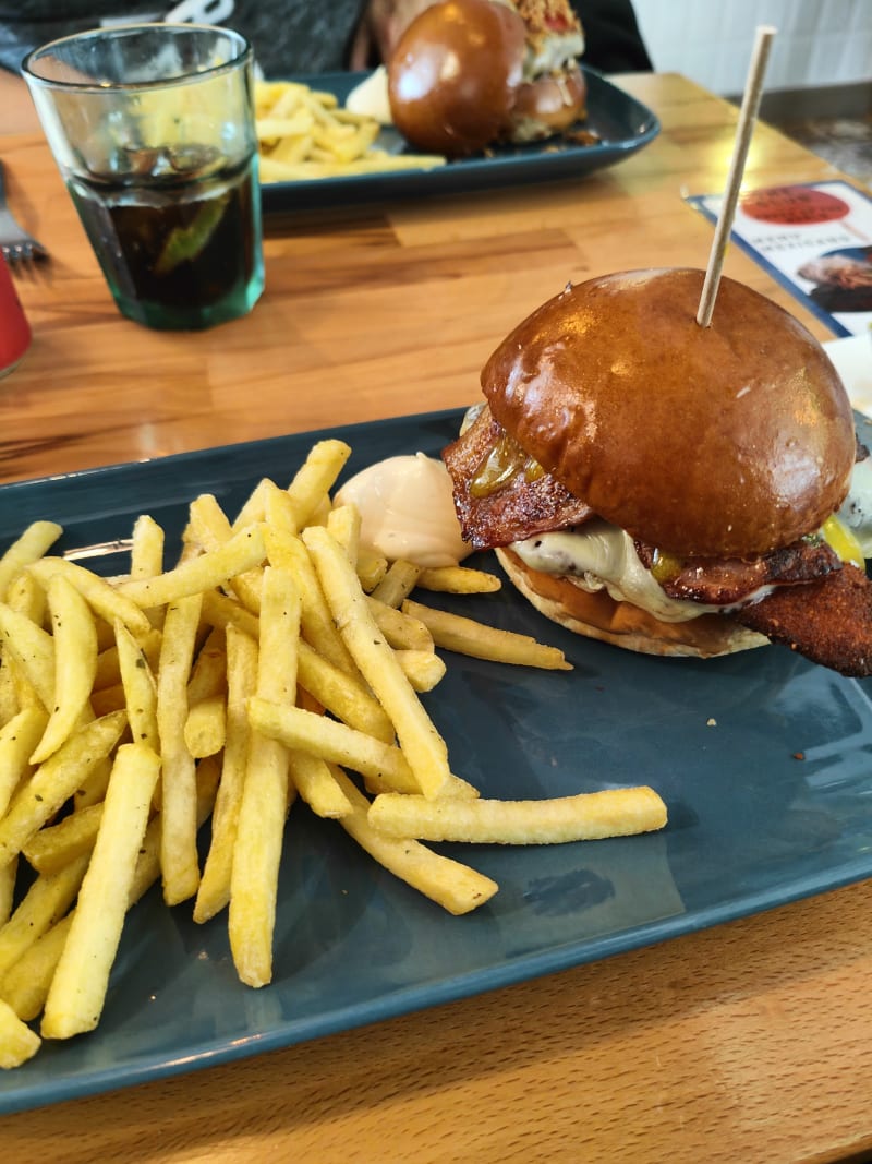 The Club Burger Bistro & Bar, Lisbon