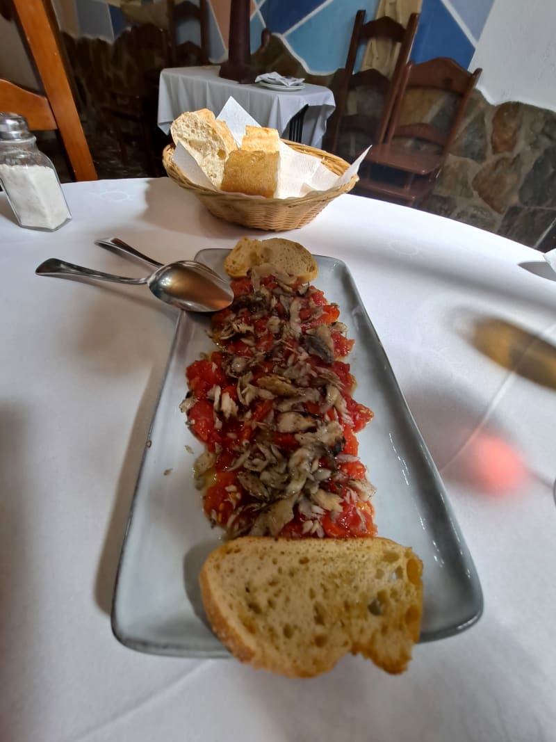 Escalivada con capellán tostado - La Maçana Menjars i Art, Alicante