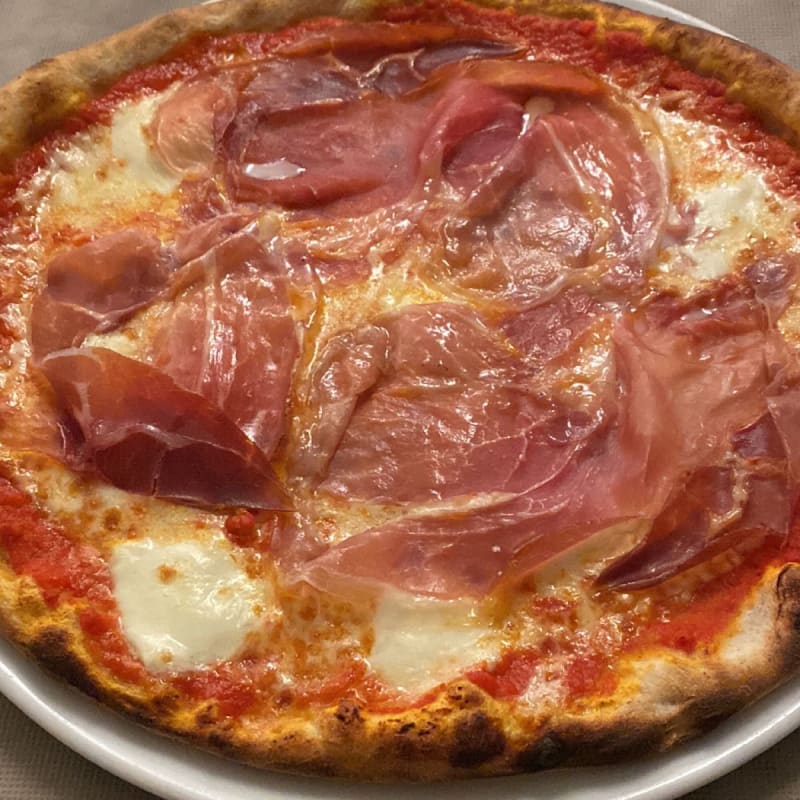 Pizza bufala e crudo  - Pizzeria Chef, Trento