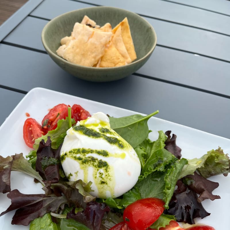 Burrata et sa salade  - Le Mori7 Bar, Sceaux