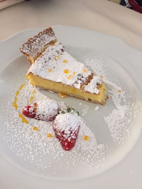 torta al limone - Ristorante Le Terrazze c/o Grand Hotel delle Rocche