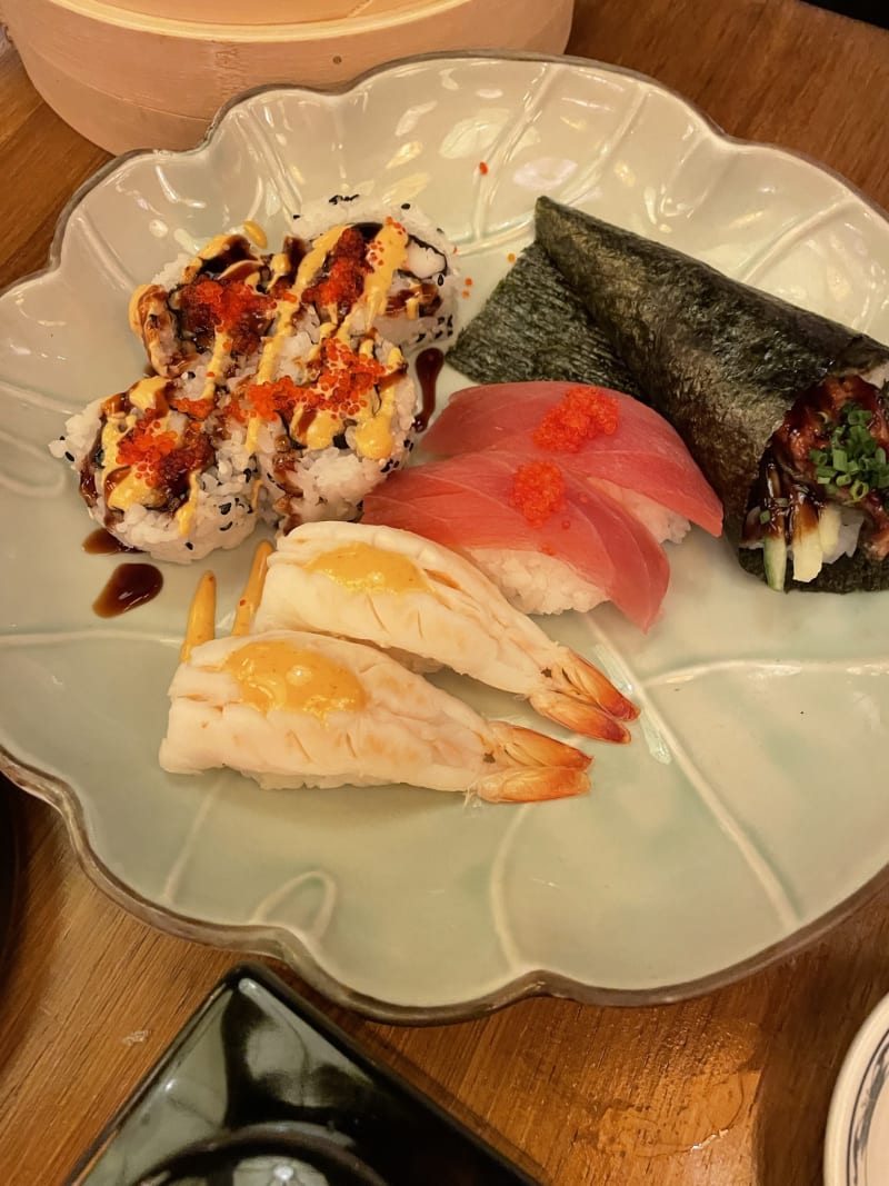 Ginza Asian Food Hall in Madrid Menu, openingstijden, prijzen, adres