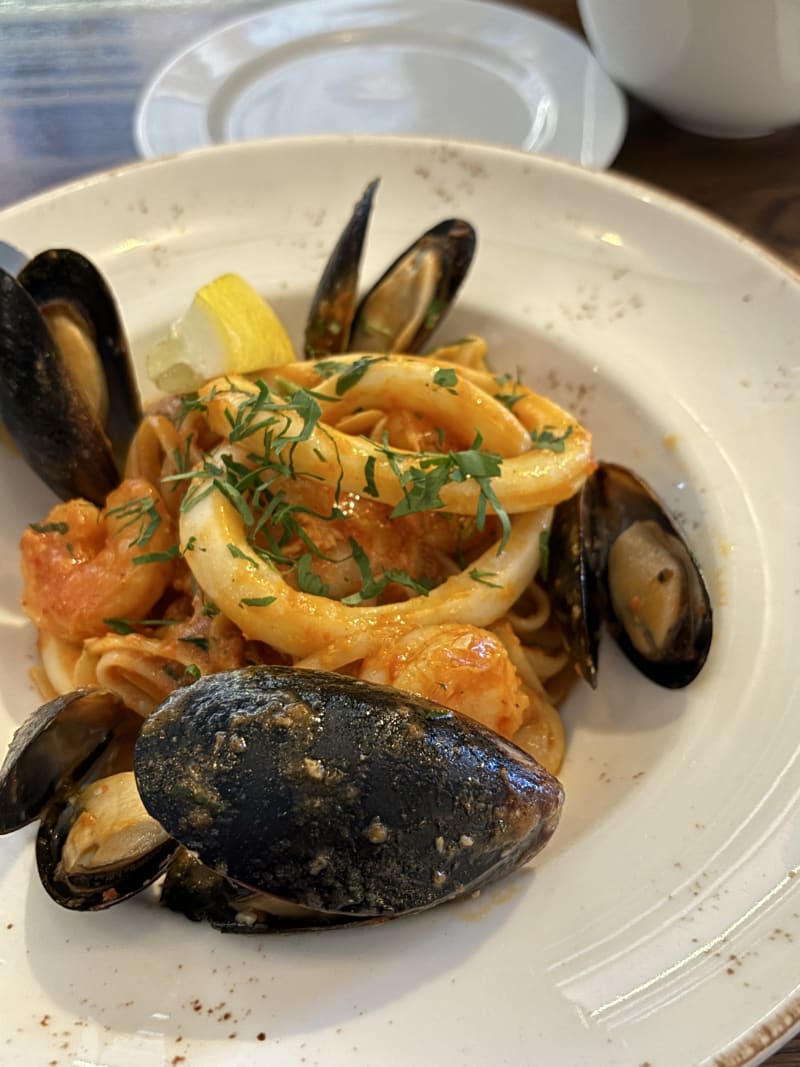 Linguine allo scoglio.  - Restaurang NO53, Stockholm