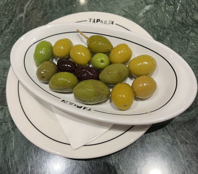 Restaurante Tapas 24 Diagonal en Barcelona Menú 2024, opiniones, precios y reserva TheFork