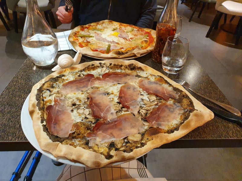 Pizzeria Cesar, Versailles