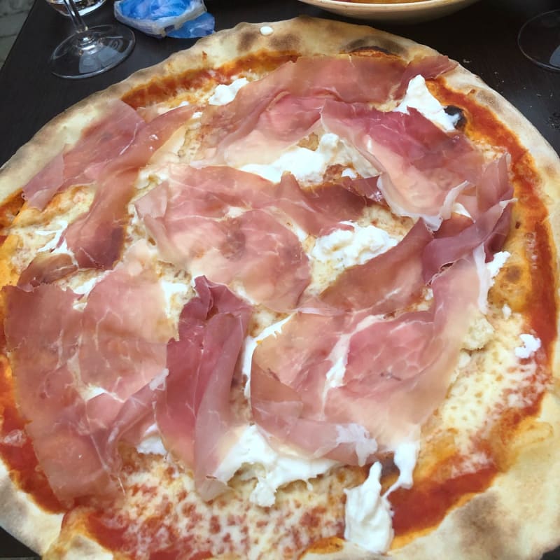 Pizza San Daniele avec supplément burrata  - Pizzeria Cesar, Versailles