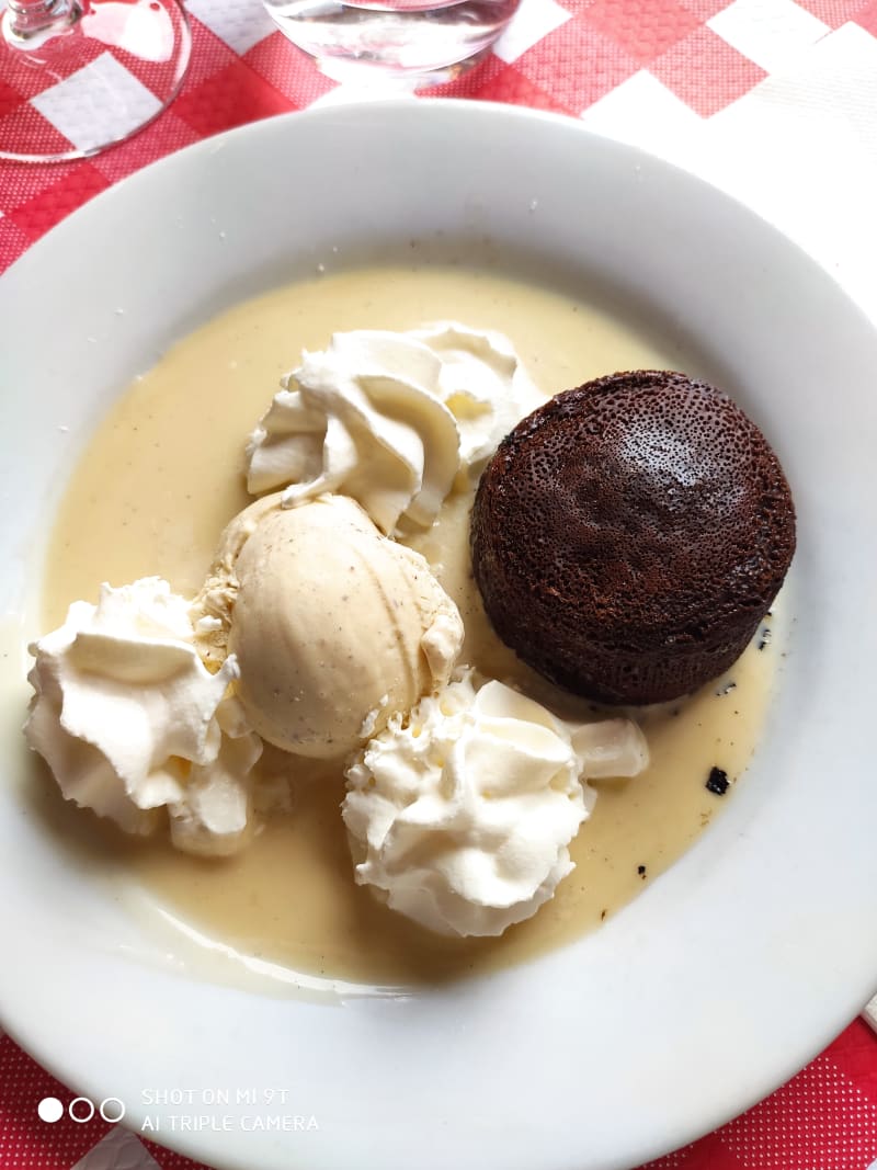 Moelleux au chocolat - Le Cabanon de la Butte, Paris