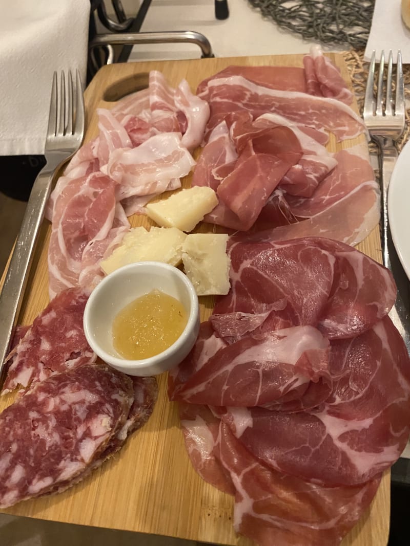 Humus Bio Bakery Bistrot in Parma - Restaurant Reviews, Menu and Prices ...