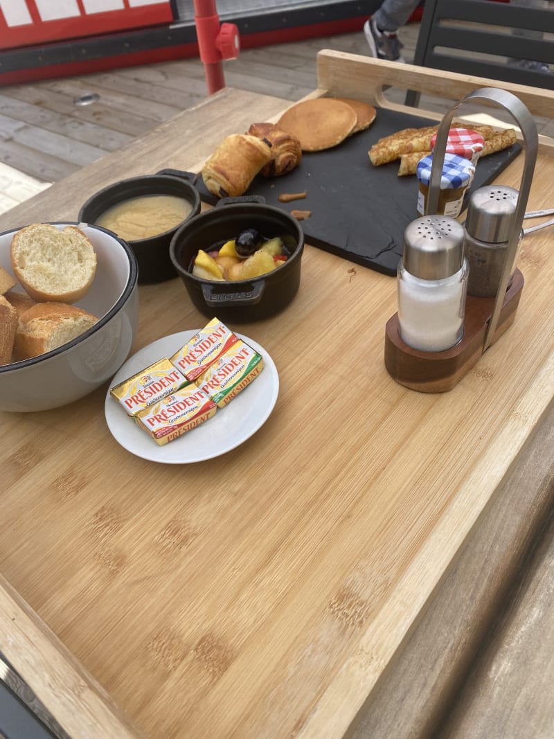 La Table du Refuge des Aiglons, Chamonix-Mont-Blanc