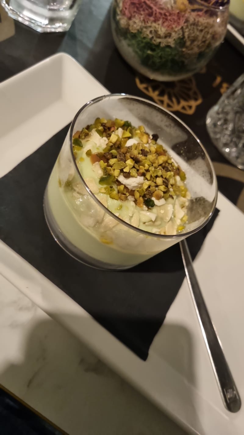 Bloom a Bologna Menu, prezzi, immagini, recensioni e indirizzo del