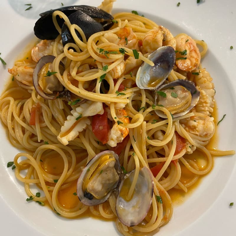 Spaghetti ai frutti di mare - Imbarco 10, Milan