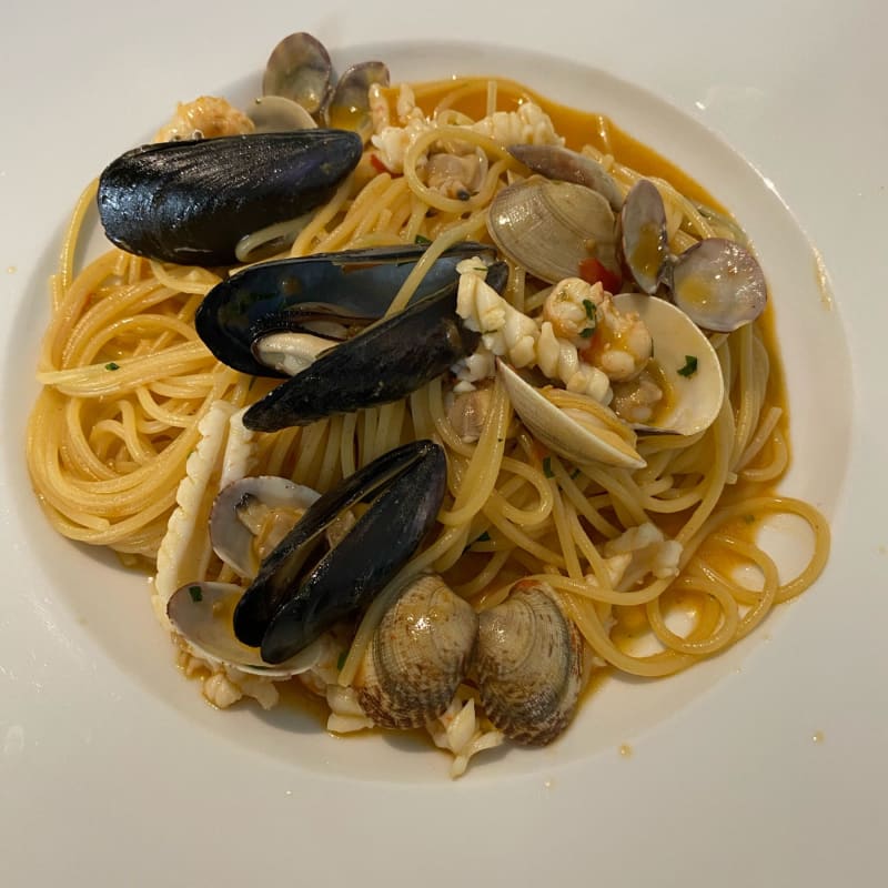 Spaghetti ai frutti di mare - Imbarco 10, Milan