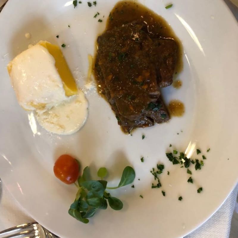 Brasato con polenta - Locanda di Lori, Turin