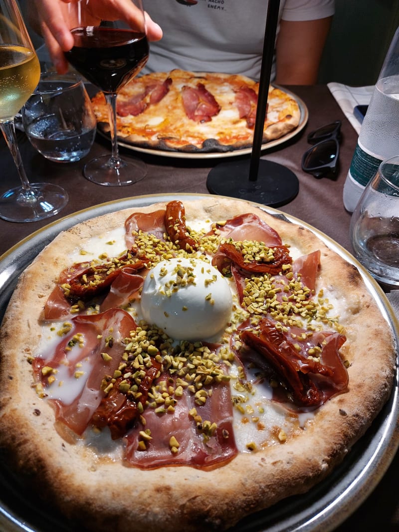 Vavì  Restaurant & Pizza , Bari