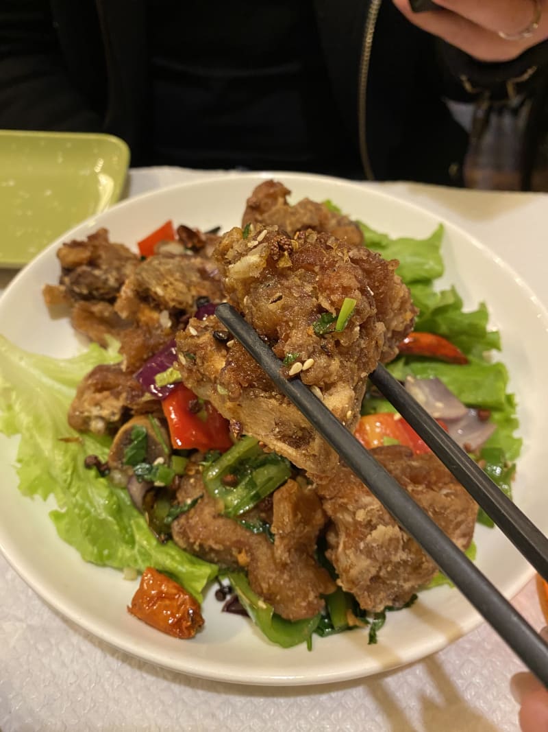 Pieds de porc sauté - Pâtes dansantes, Paris