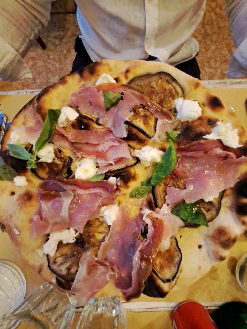 Il ristorante a Focene sulla spiaggia, quello che cercavi.