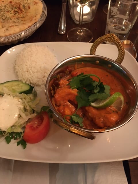 Mango Balti med jätteräkor. - Holy Cow Vasastan, Stockholm