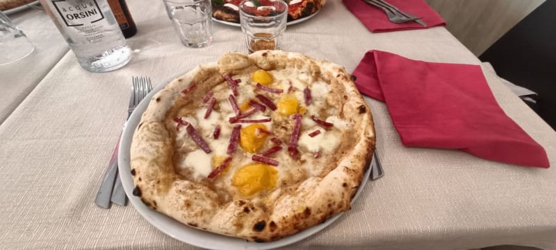 Pizzeria Spicchio Contemporaneo, Naples