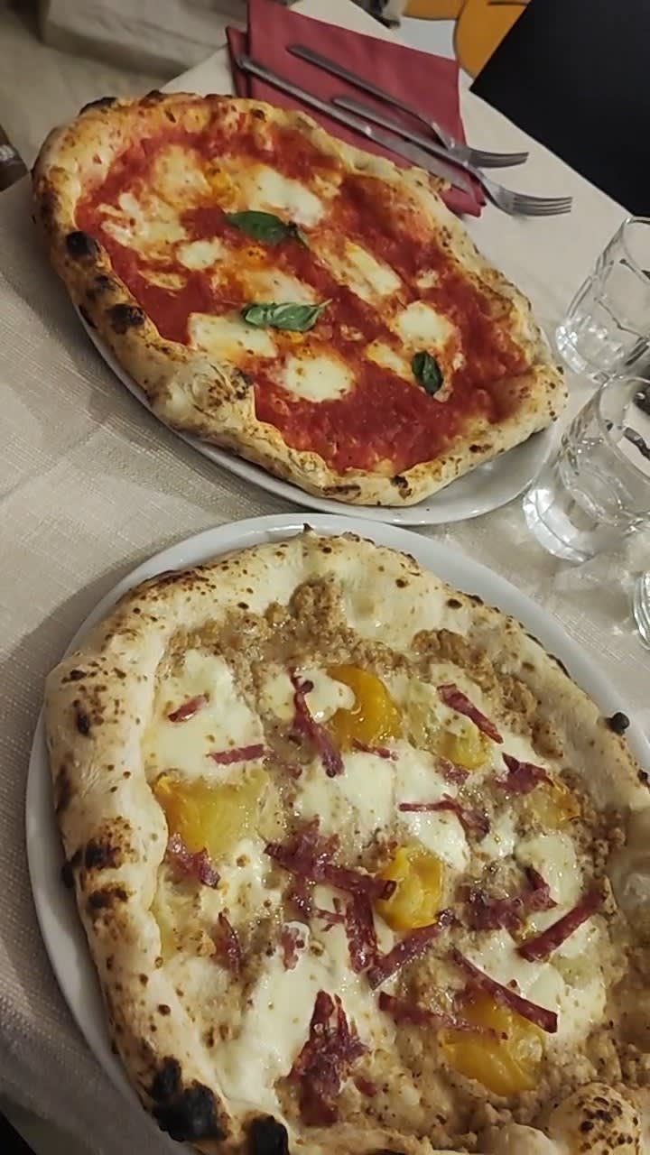 Pizzeria Spicchio Contemporaneo, Naples