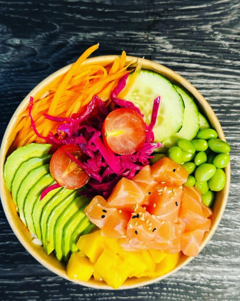 Poke bowl salmon - Restaurant The Vintage (Sushi and More), Lisbon