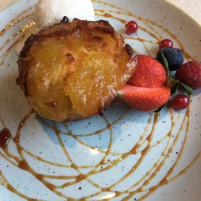 Tartita de Manzana con helado de mascarpone - Aurum , Platja D Aro