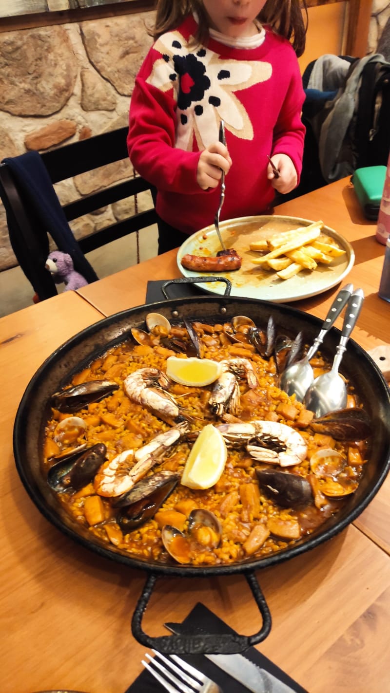 Paella de marisco - Brisa Sin Prisa - Poblenou, Barcelona