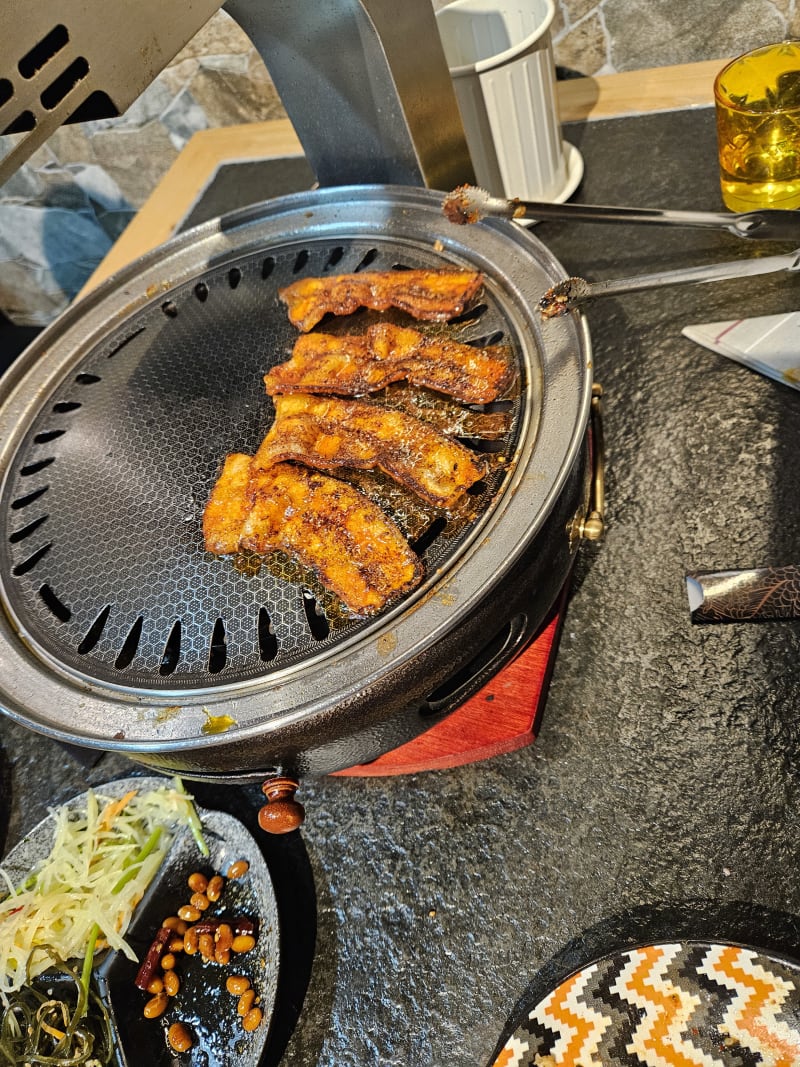 QianSheng ll BBQ, Milan