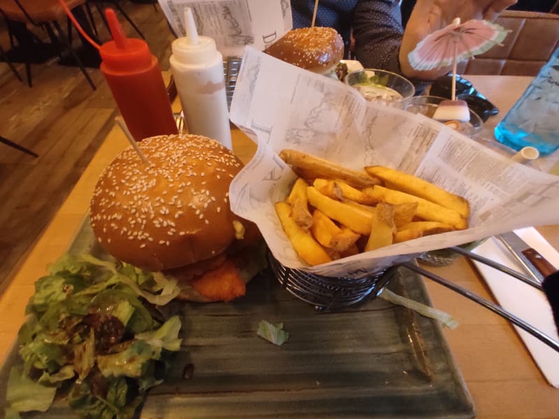 Cantine Max, Paris