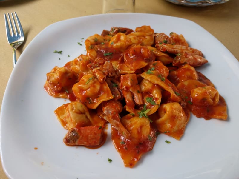 Tortellini ripieni con polpa di granchio - La Rustita di Calcinelli