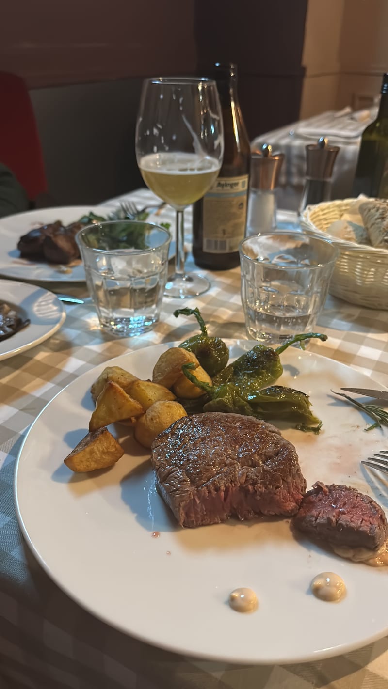 La Filetteria Italiana Osteria- Sanzio, Milan