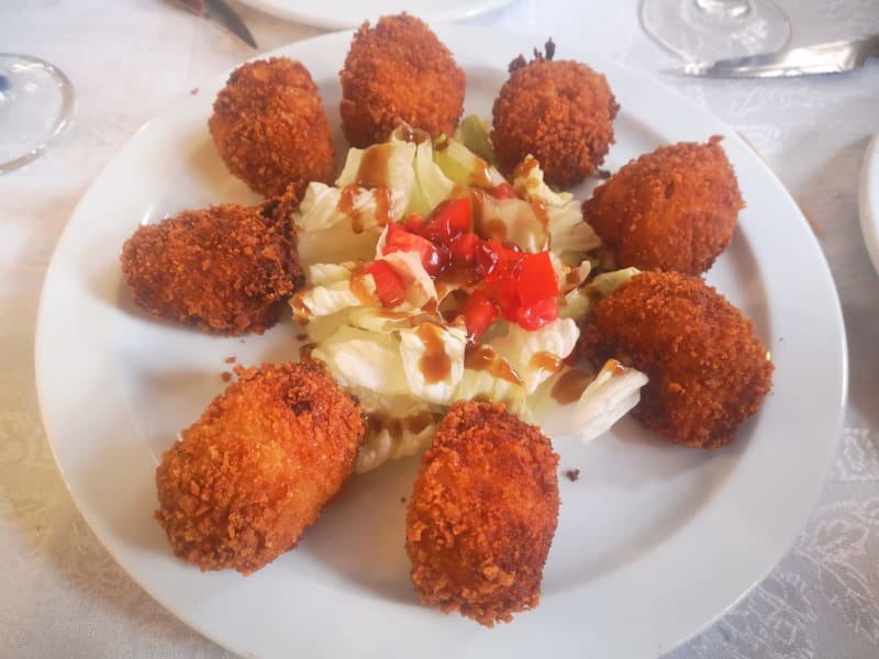 Croquetas caseras (balacao, jamón ibérico, queso y morcilla) - Taberna de Regiones, Las Rozas