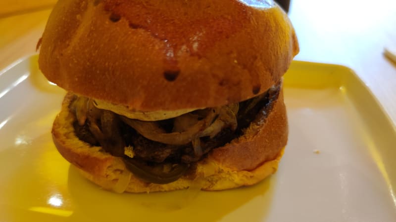 G.O.A.T. burger - Saboriz, Madrid