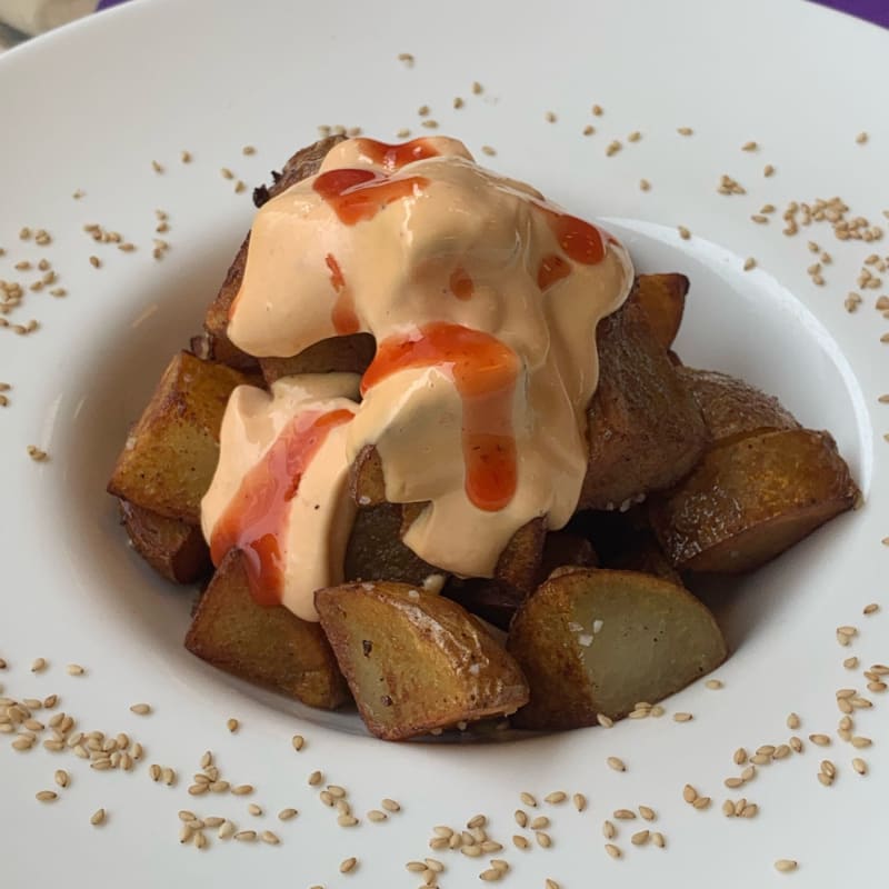 Patatas bravas - Som Terra, Mataró