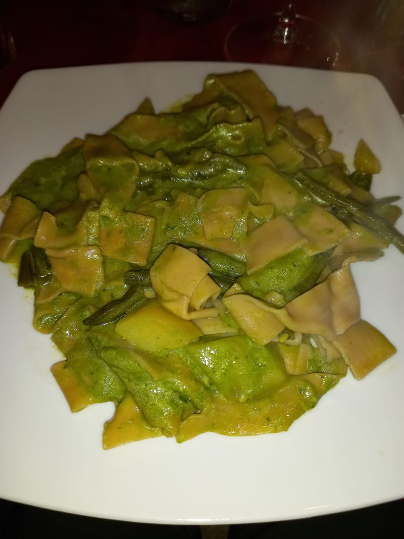 Picagge matte pesto, fagiolini e patate - Trattoria Archivolto Mongiardino, Genoa