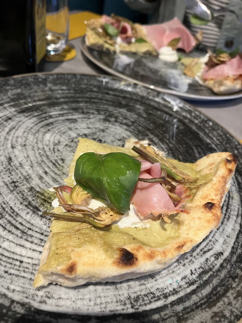 Aria Pizza Ad Libitum in Pisa Restaurant Reviews, Menu and Prices