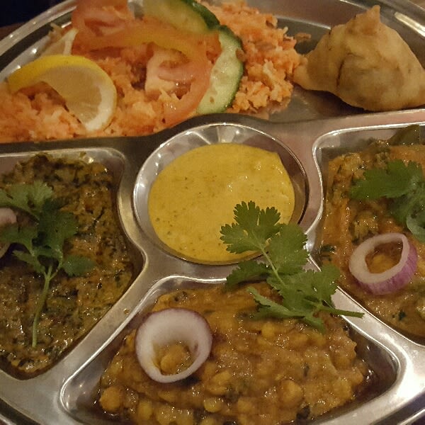 Vegetarisk     Thali - Restaurang Goa