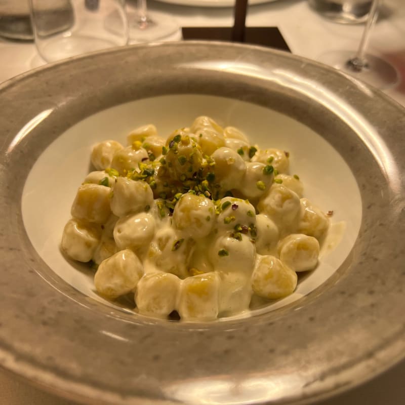 Gnocchi di patate al gorgonzola e pistacchio - Bistrò del Piccolo Mondo, Lucca