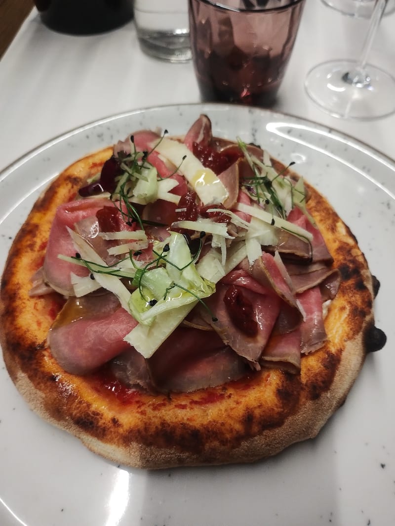 Royal Pizza e non solo a Bagnolo Mella Menu, prezzi, immagini