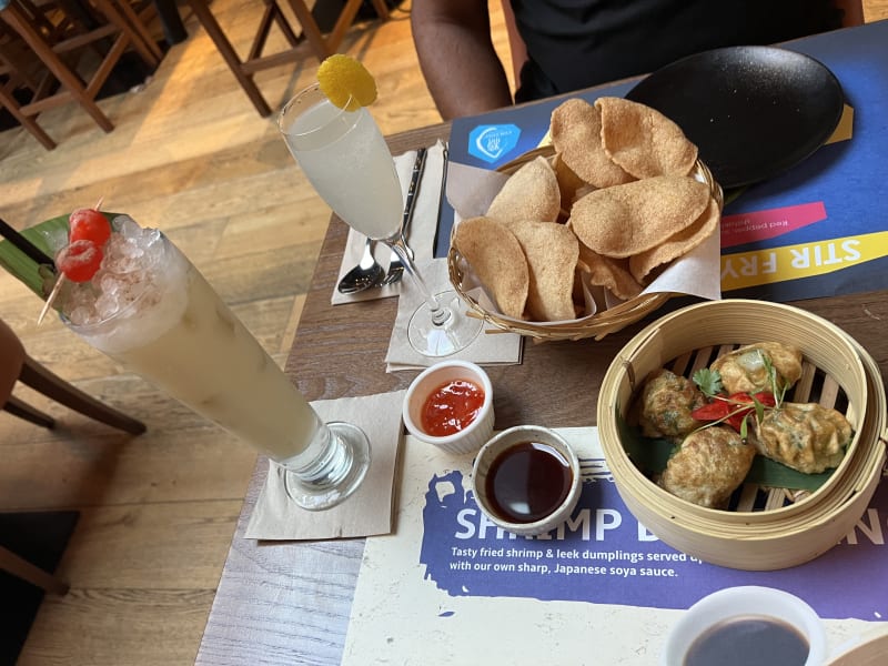 Coconut Bar and Kitchen a Reading Menu, prezzi, immagini, recensioni