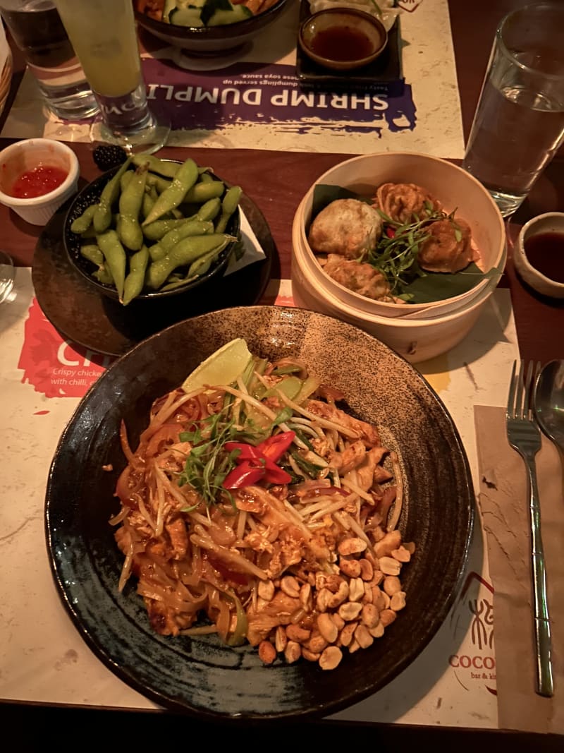 Coconut Bar and Kitchen a Reading Menu, prezzi, immagini, recensioni