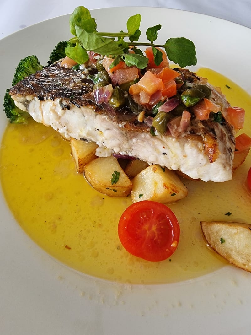 Aquarius Seafood in Hall (NSW) Restaurant Reviews, Menu and