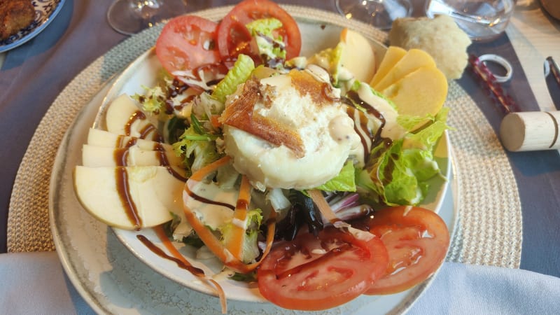 ENSALADA DE QUESO DE CABRA       - Can Blanco, Sant Julia De Ramis